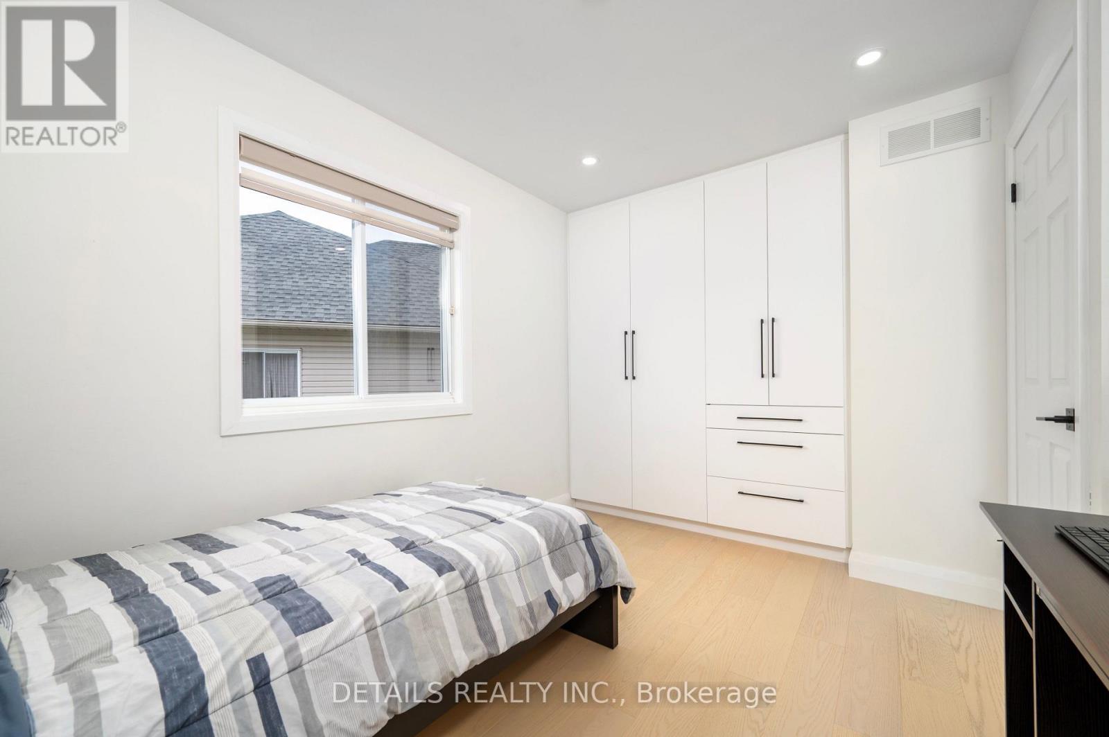 732 Carmella Crescent, Ottawa, Ontario  K4A 4V8 - Photo 32 - X12243181