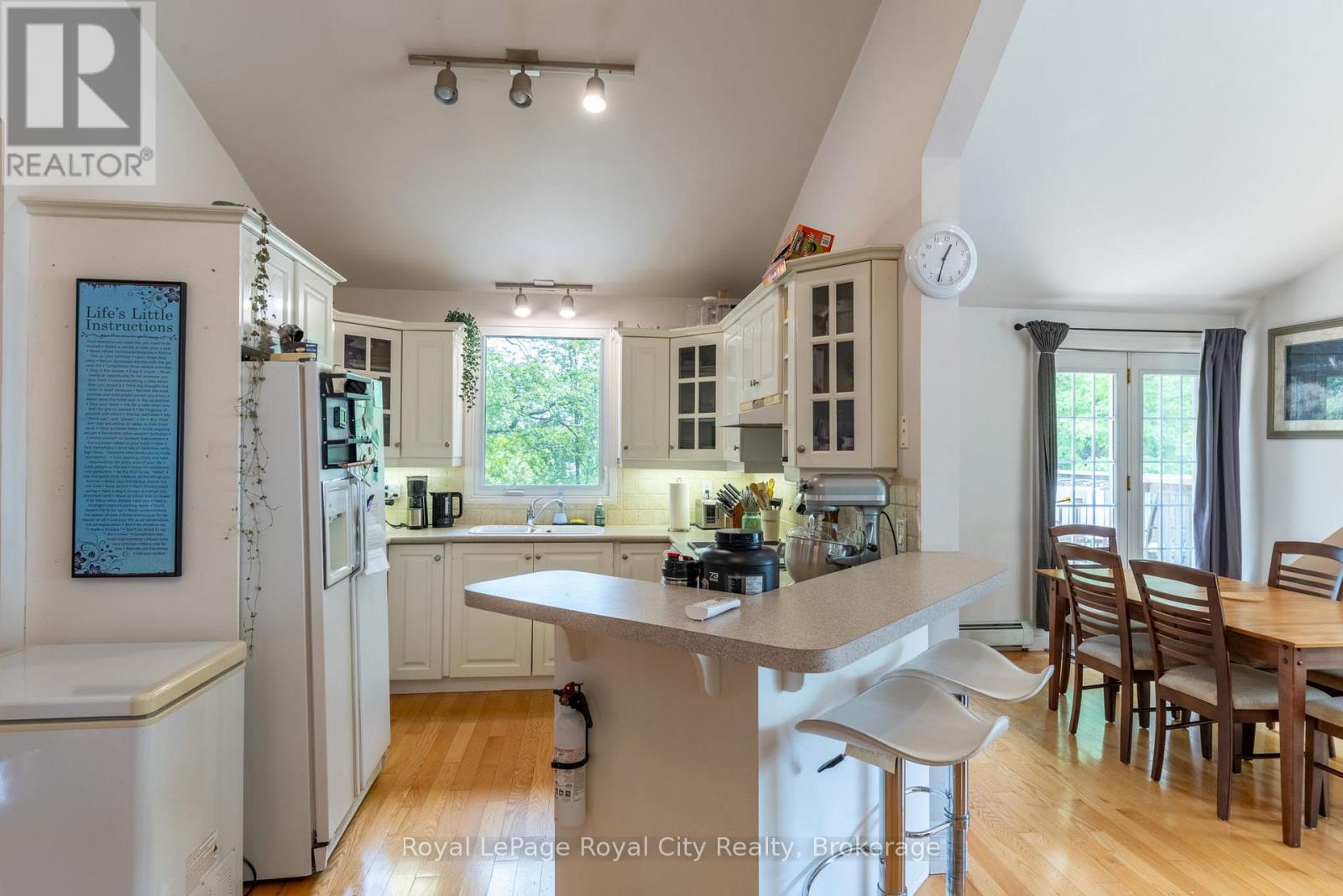 76 London Road W, Guelph (Exhibition Park), Ontario  N1H 2B7 - Photo 22 - X12243184