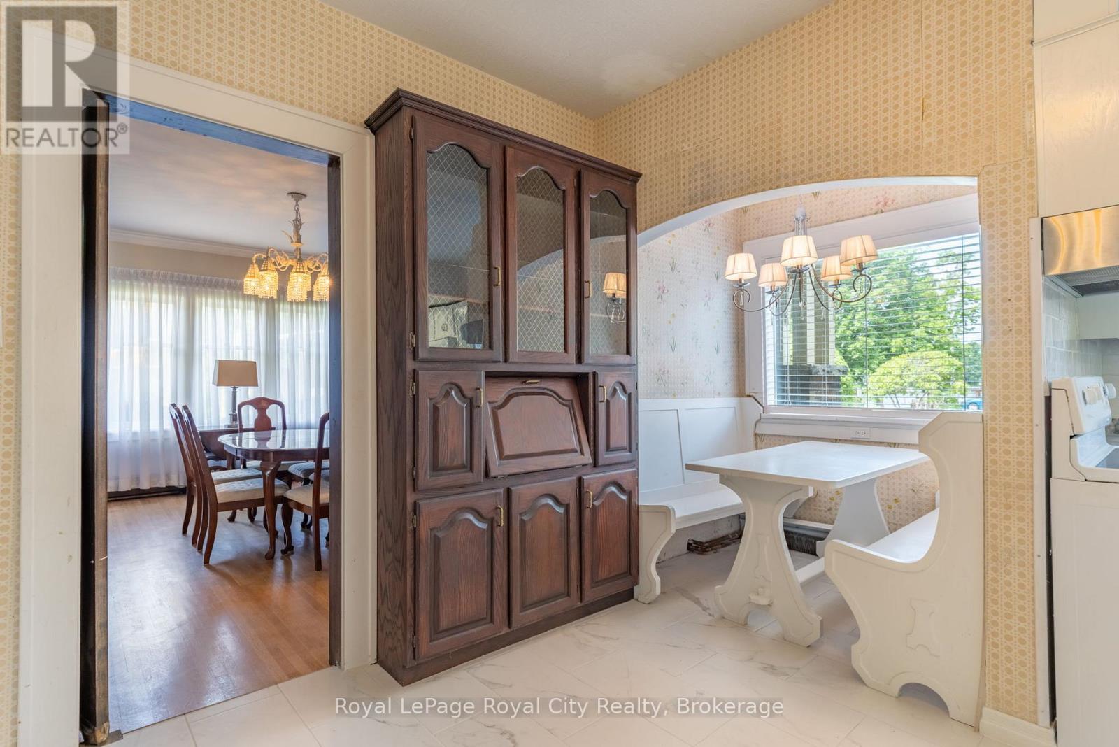 76 London Road W, Guelph (Exhibition Park), Ontario  N1H 2B7 - Photo 9 - X12243184