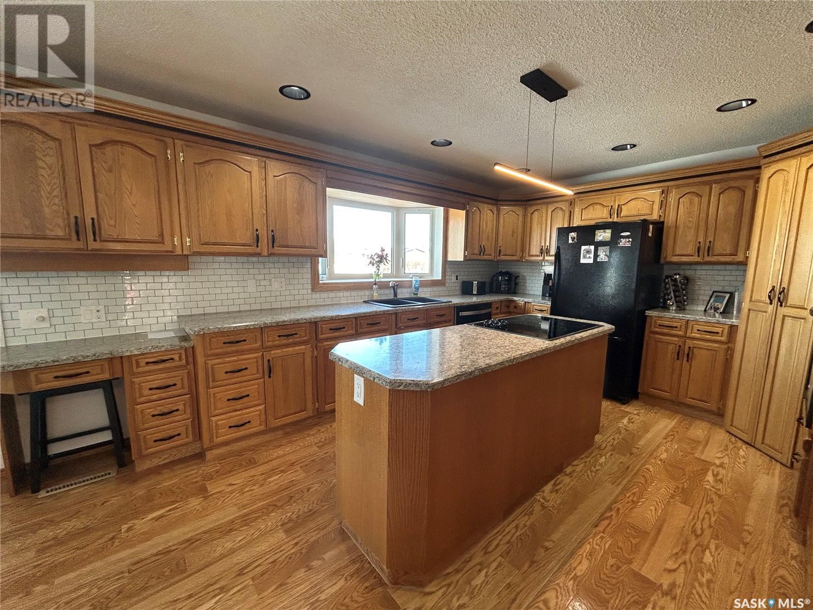 854 Smith Street, Estevan, Saskatchewan  S4A 1J9 - Photo 7 - SK999459