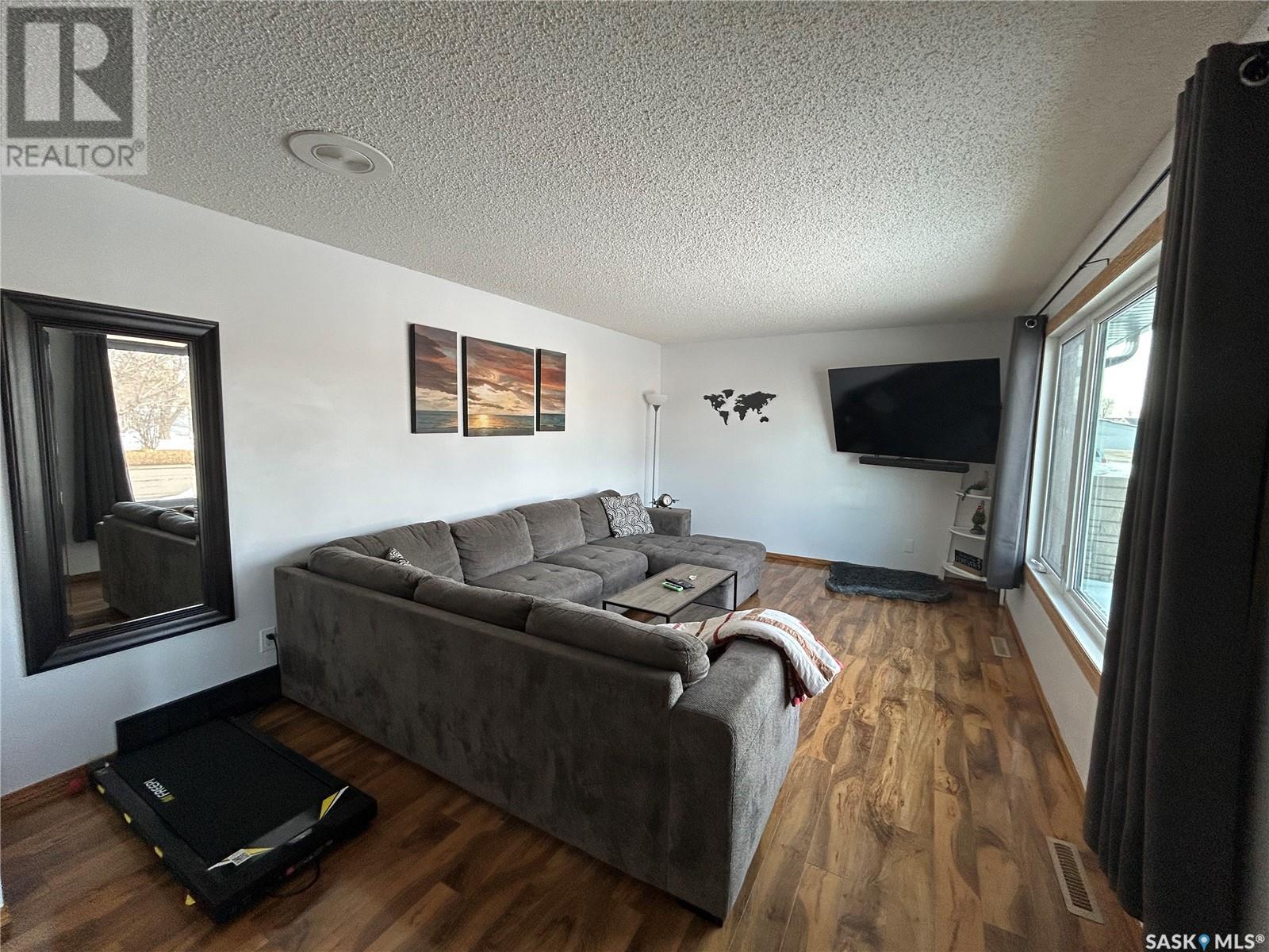 854 Smith Street, Estevan, Saskatchewan  S4A 1J9 - Photo 14 - SK999459