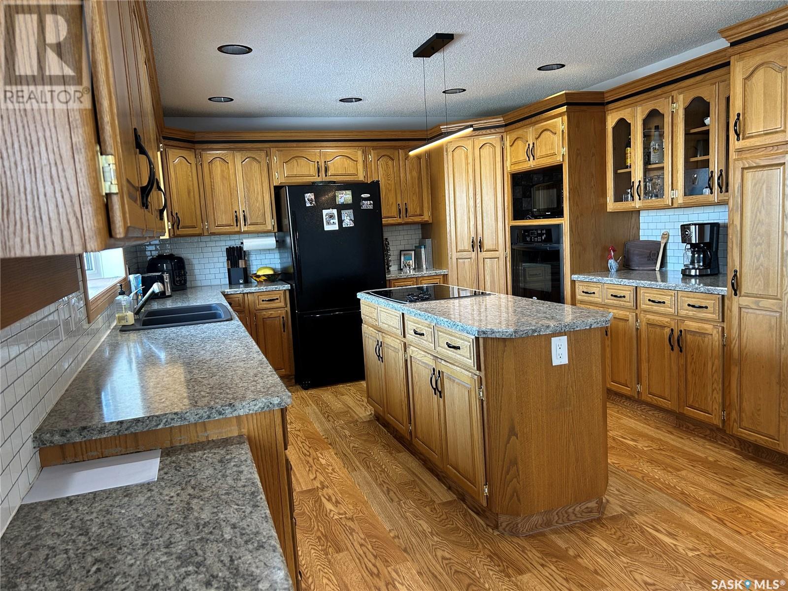 854 Smith Street, Estevan, Saskatchewan  S4A 1J9 - Photo 6 - SK999459