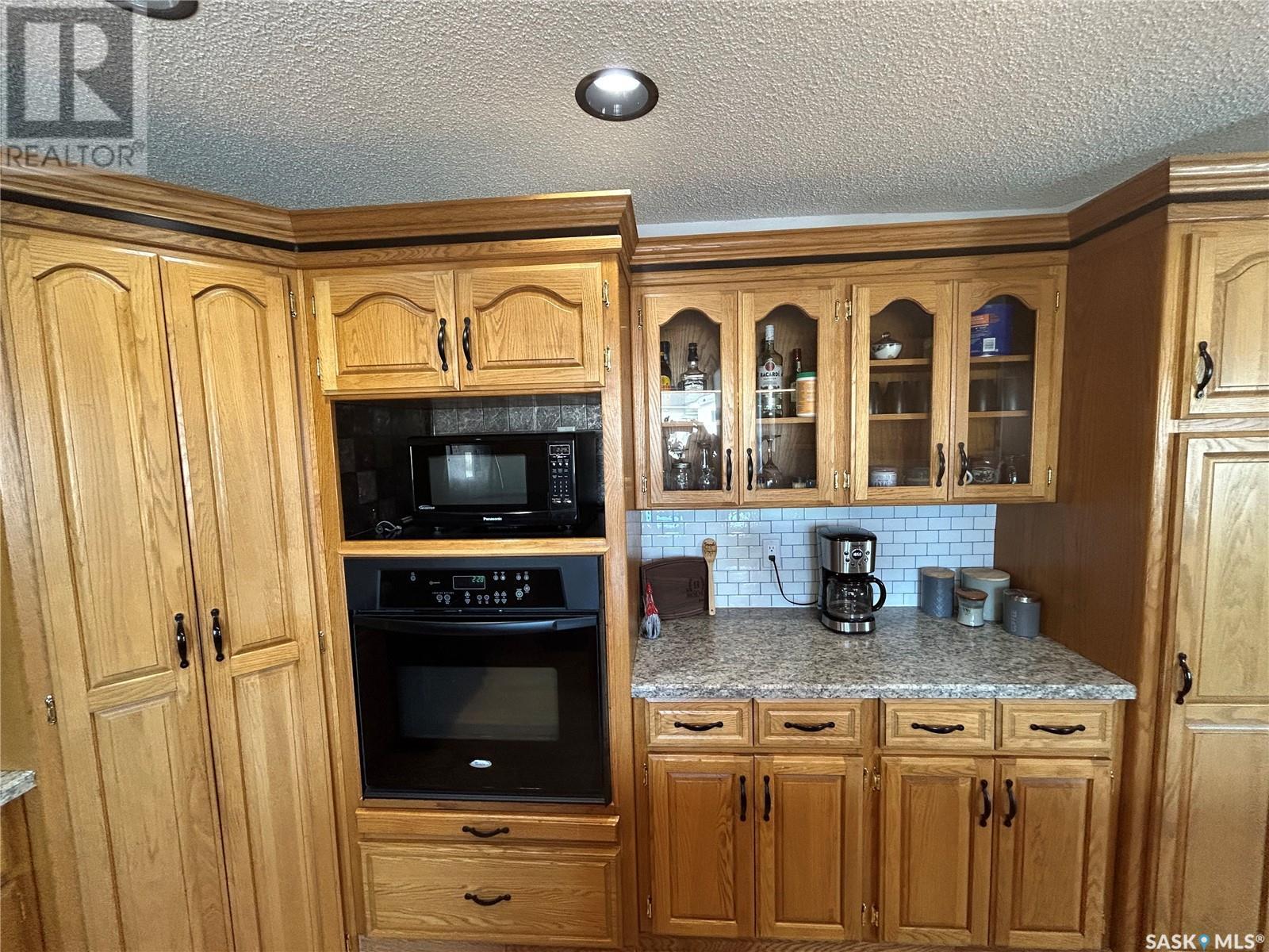 854 Smith Street, Estevan, Saskatchewan  S4A 1J9 - Photo 4 - SK999459