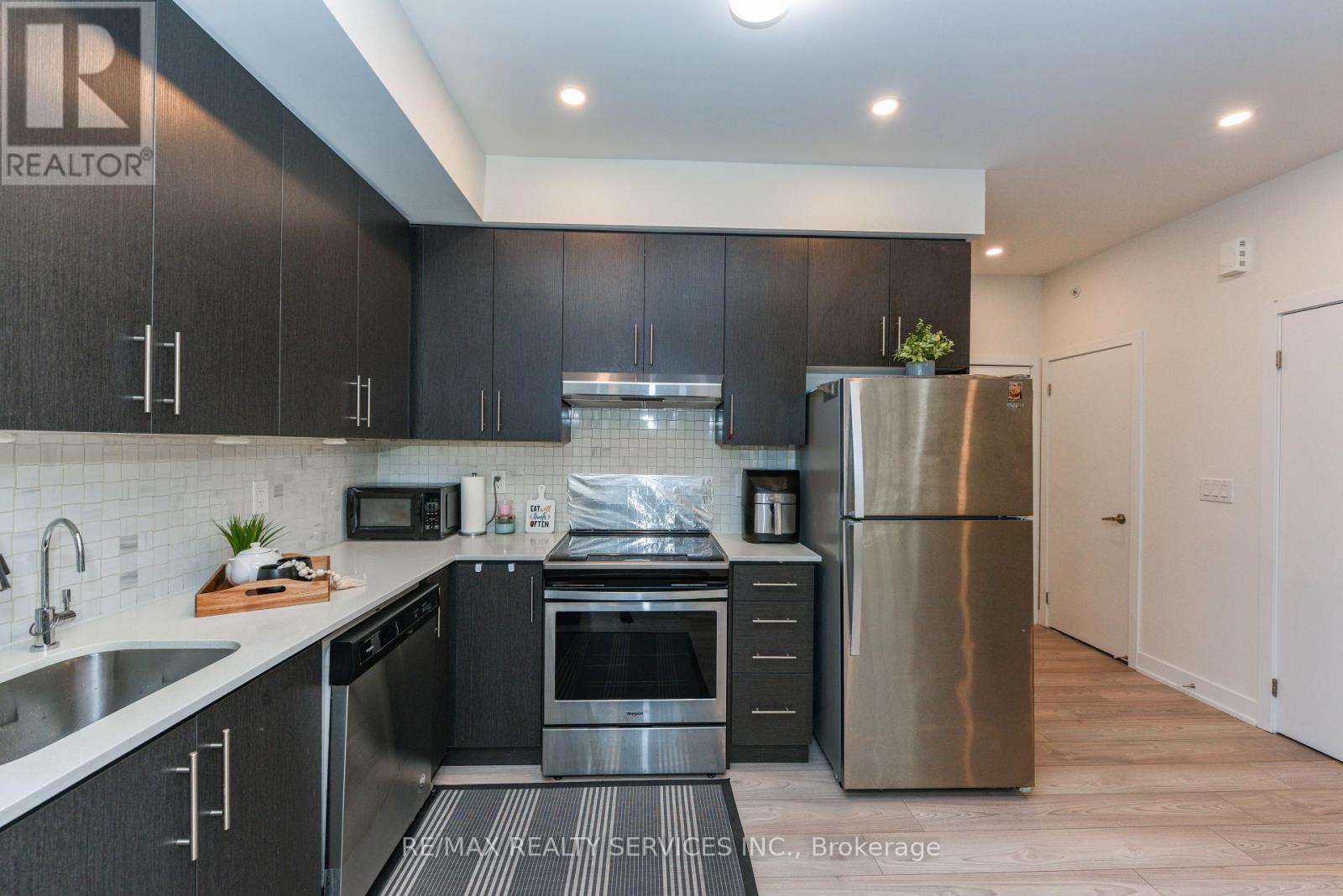 8 - 3476 Widdicombe Way, Mississauga (Erin Mills), Ontario  L5L 0B8 - Photo 39 - W12243207