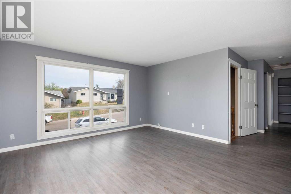 Property at 120 Simpson Way image 4