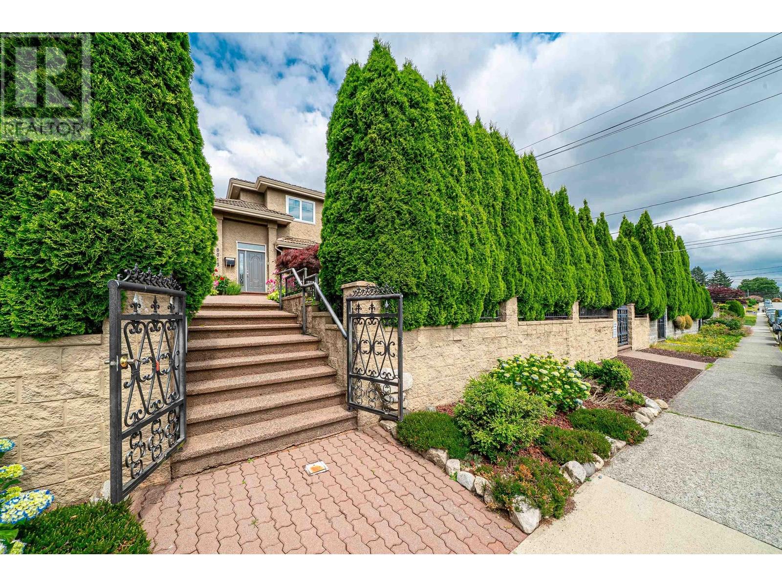 8015 11th Avenue, Burnaby, British Columbia  V3N 2N8 - Photo 38 - R3019381