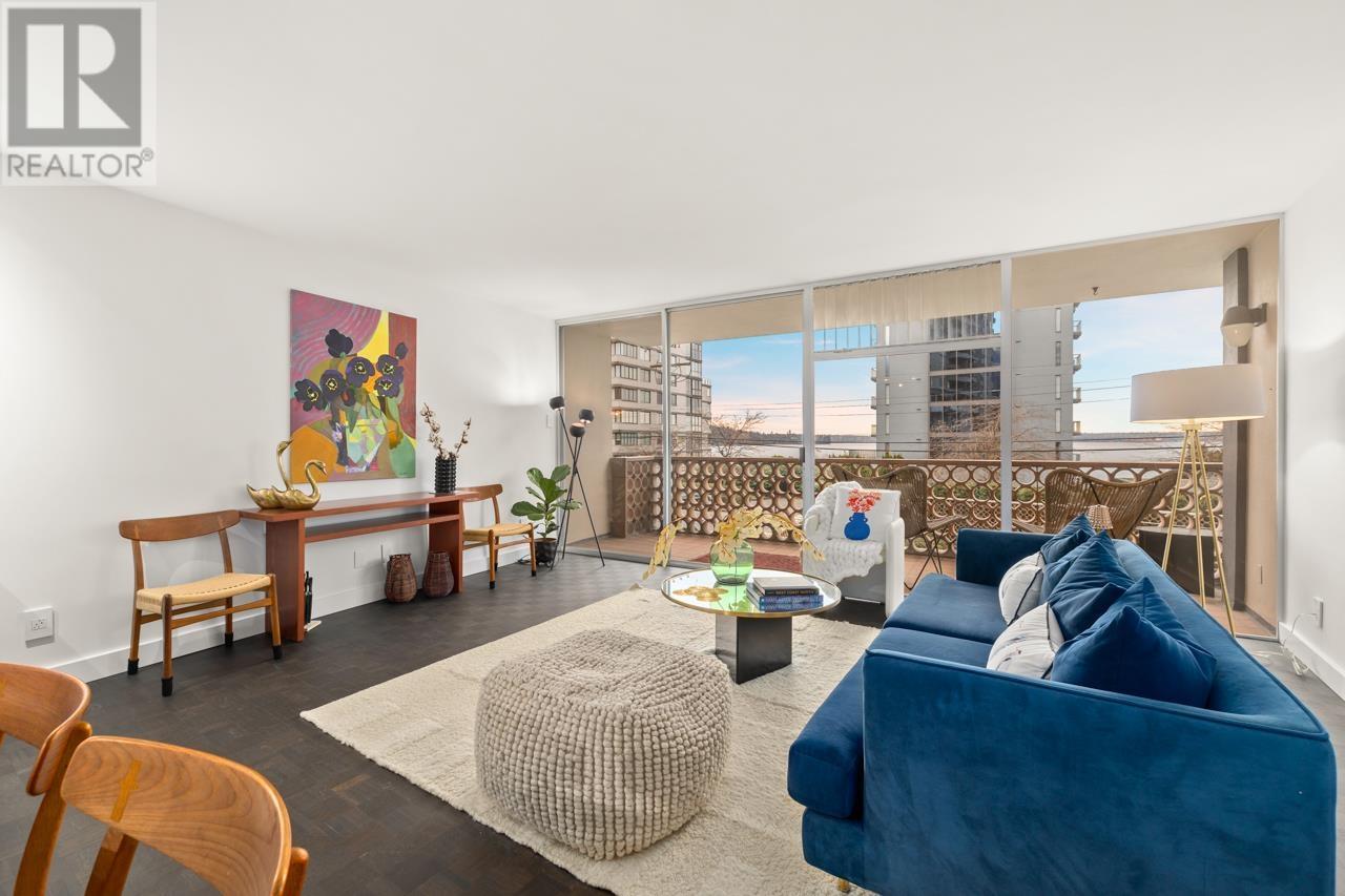 Property at 101 2135 ARGYLE AVENUE image 3