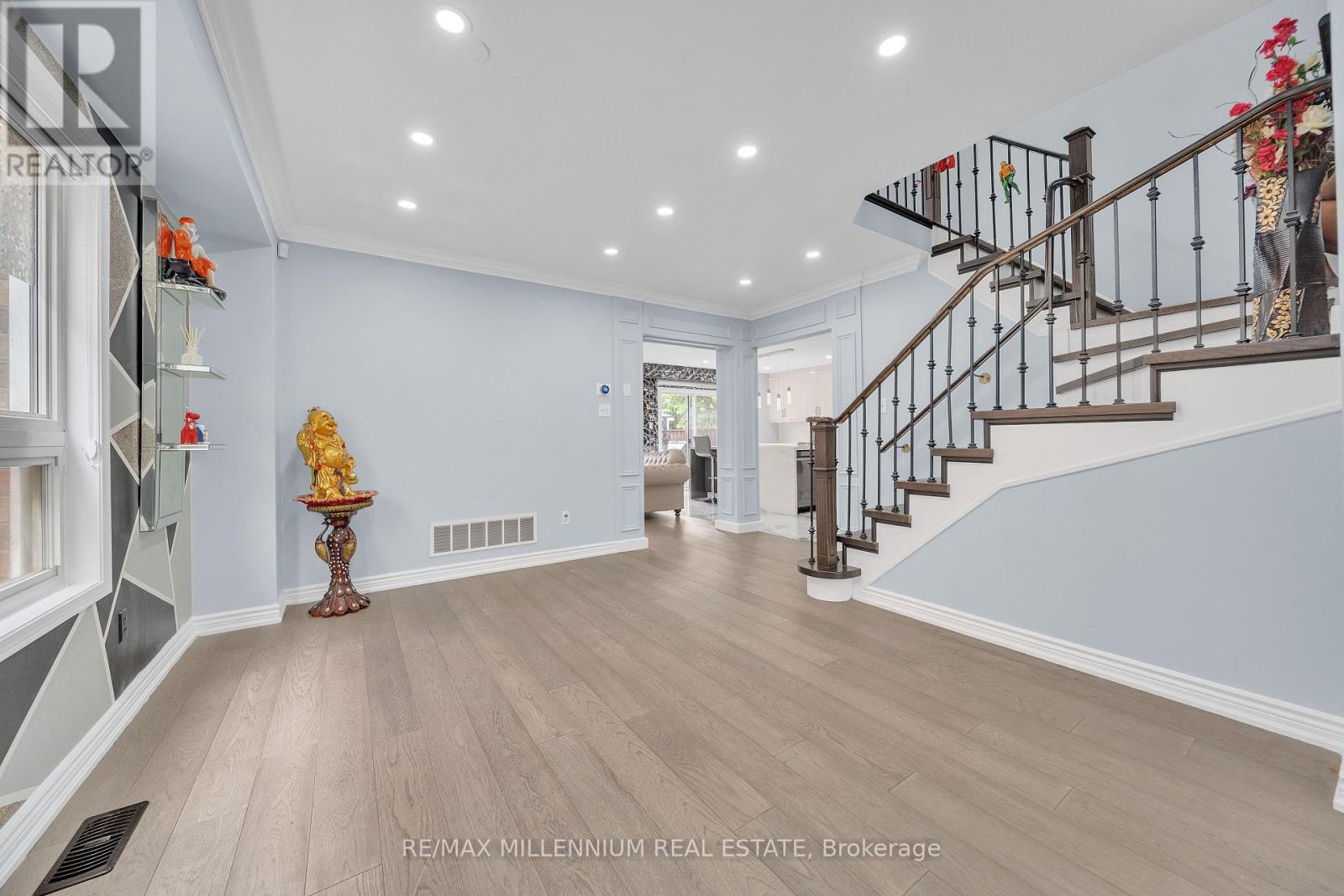 54 Buick Boulevard, Brampton (Fletcher's Meadow), Ontario  L7A 3X7 - Photo 8 - W12243225