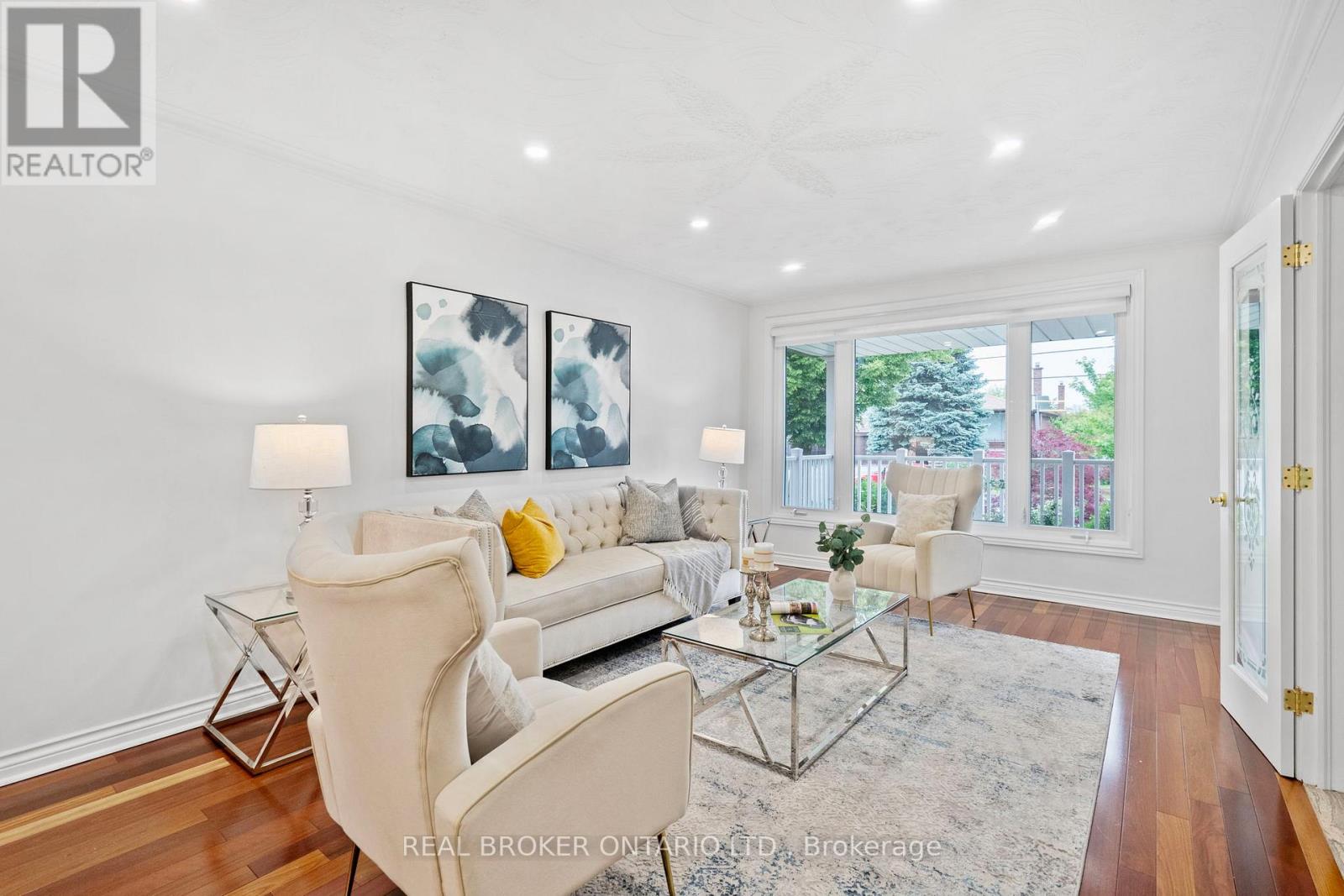 Property at 406 GLEN PARK AVENUE image 5