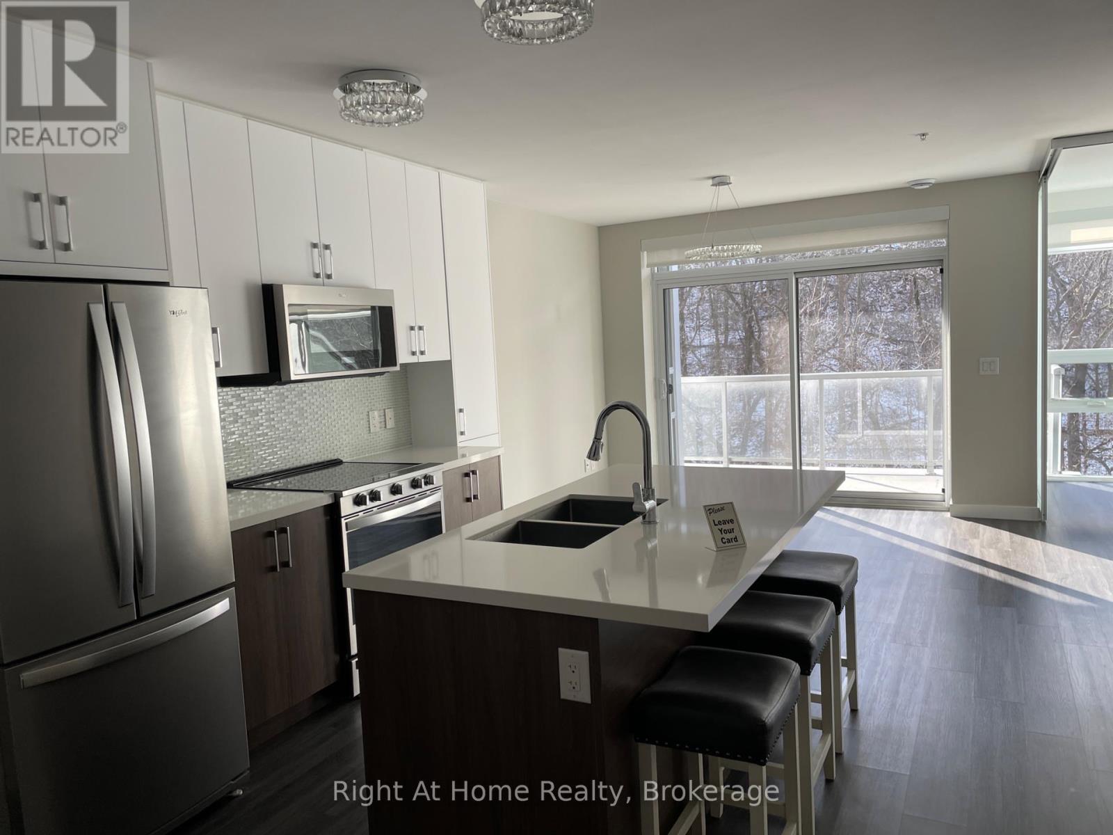 606 - 455 Charlton Avenue E, Hamilton, Ontario  L8N 0B2 - Photo 5 - X12243244