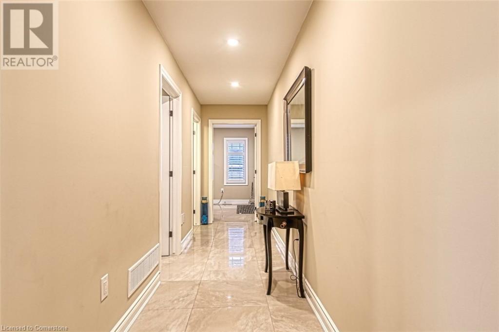 5499 Attema Crescent, St. Anns, Ontario  L0R 1Y0 - Photo 6 - 40744882