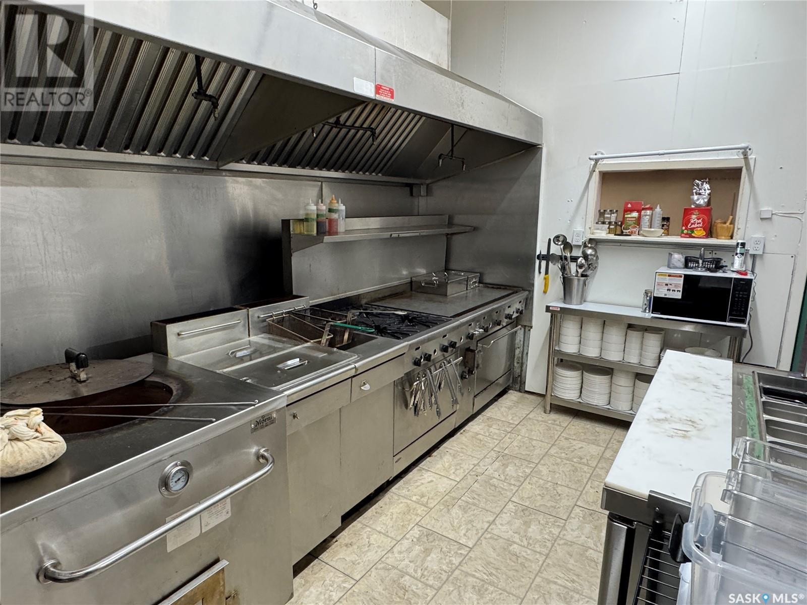 722 & 724 Desmond Street, Grenfell, Saskatchewan  S0G 2B0 - Photo 12 - SK996123
