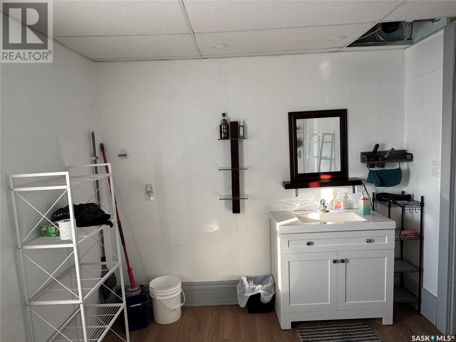 722 & 724 Desmond Street, Grenfell, Saskatchewan  S0G 2B0 - Photo 20 - SK996123