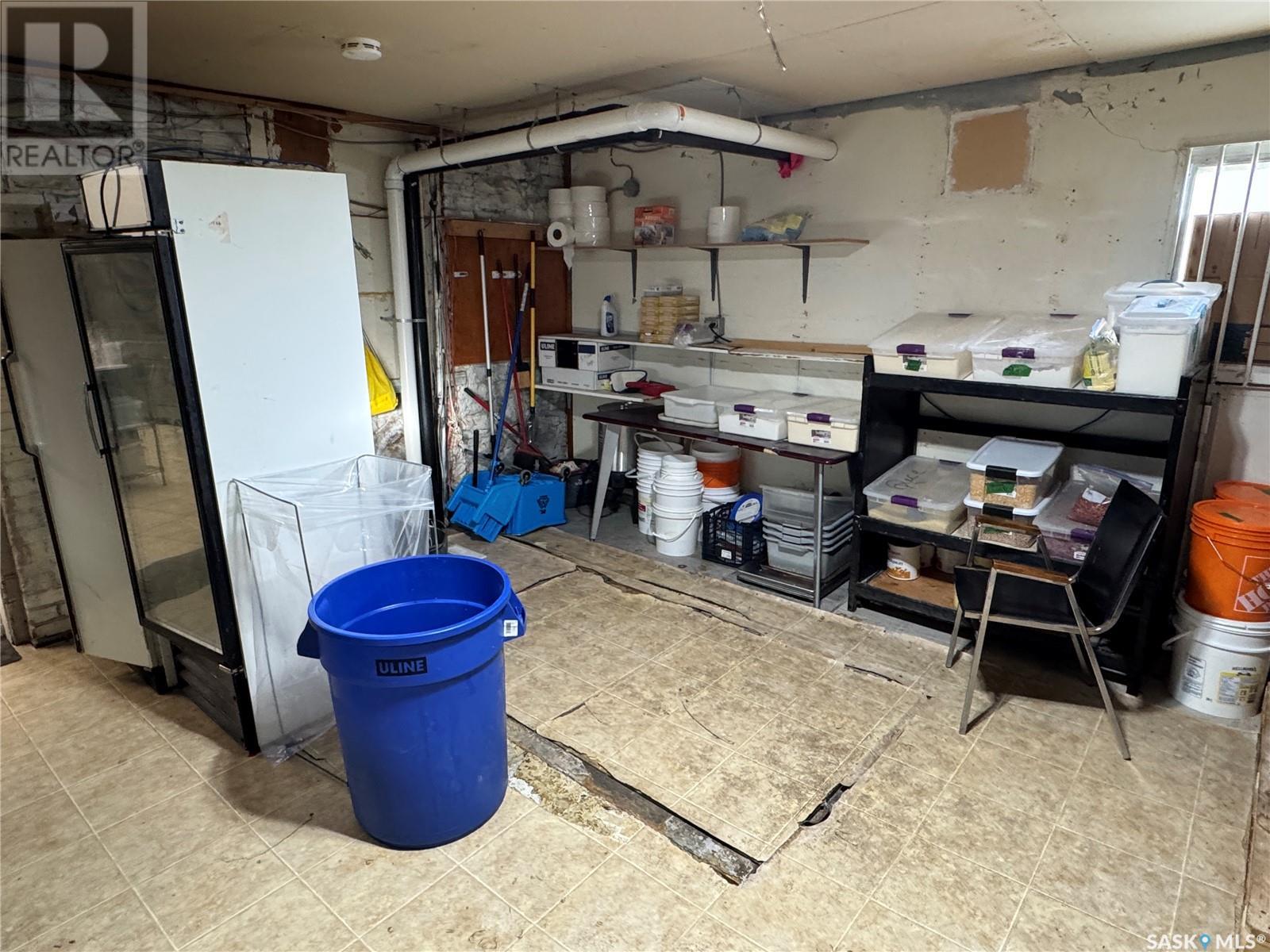 722 & 724 Desmond Street, Grenfell, Saskatchewan  S0G 2B0 - Photo 14 - SK996123