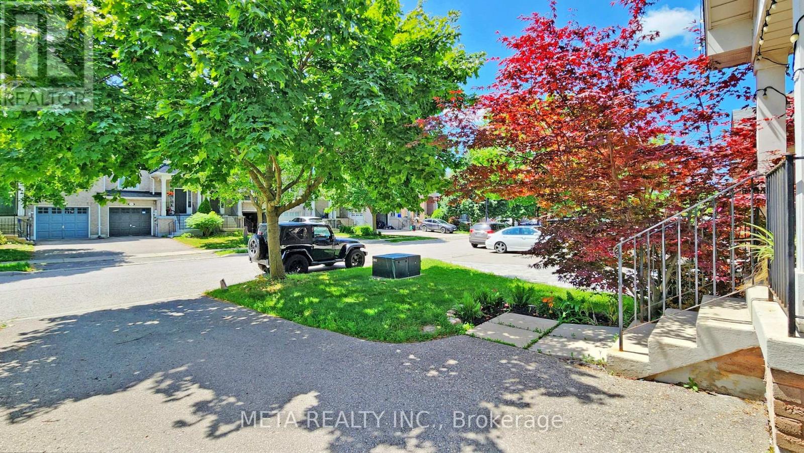 Property at 87 BANBROOKE CRESCENT image 3