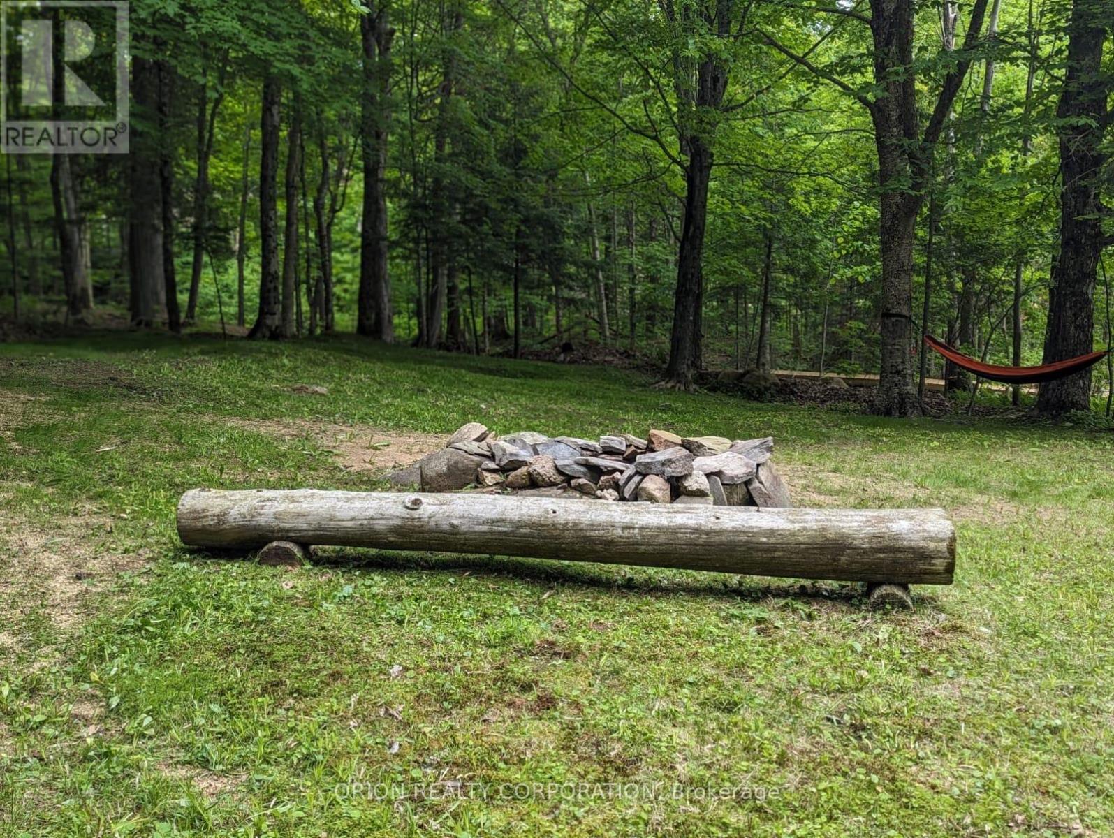 1817 Trapper's Trail Road, Dysart Et Al (Dudley), Ontario  K0M 1S0 - Photo 16 - X12243291