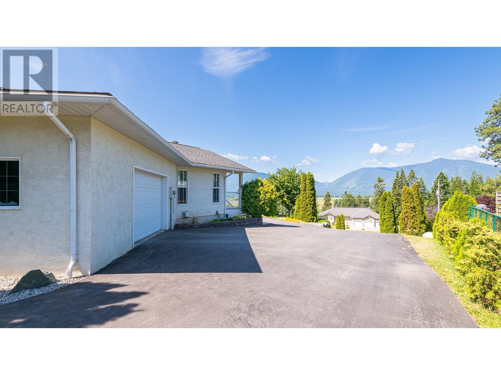 1506 1st  Nw Avenue, Creston, British Columbia  V0B 1G6 - Photo 38 - 10353568