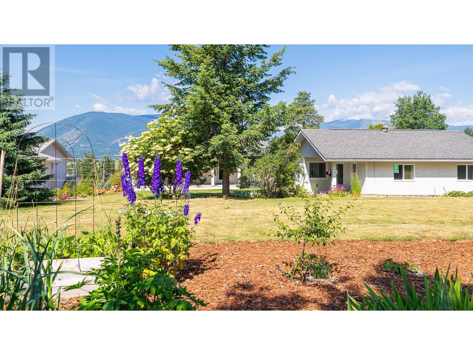 1506 1st  Nw Avenue, Creston, British Columbia  V0B 1G6 - Photo 45 - 10353568