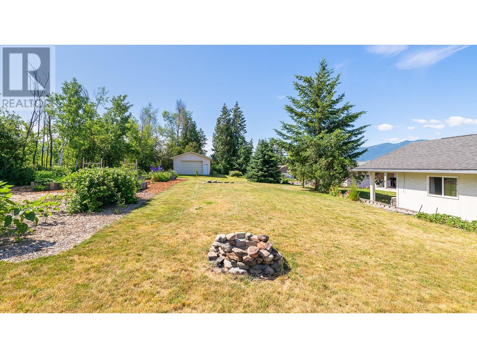 1506 1st  Nw Avenue, Creston, British Columbia  V0B 1G6 - Photo 47 - 10353568