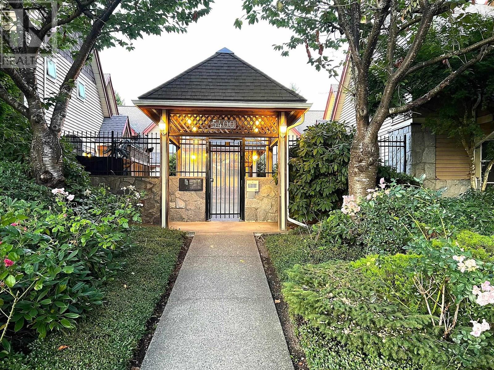 11 5400 PATTERSON AVENUE, burnaby, British Columbia V5H2M5