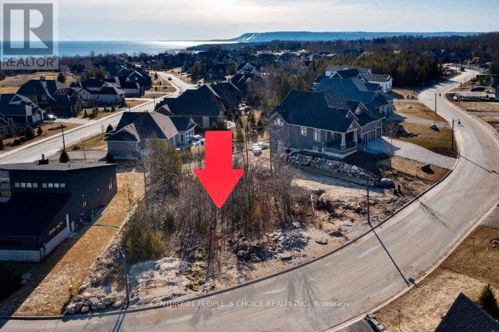 147 Landry Lane, Blue Mountains, Ontario  N0H 2P0 - Photo 2 - X12243338