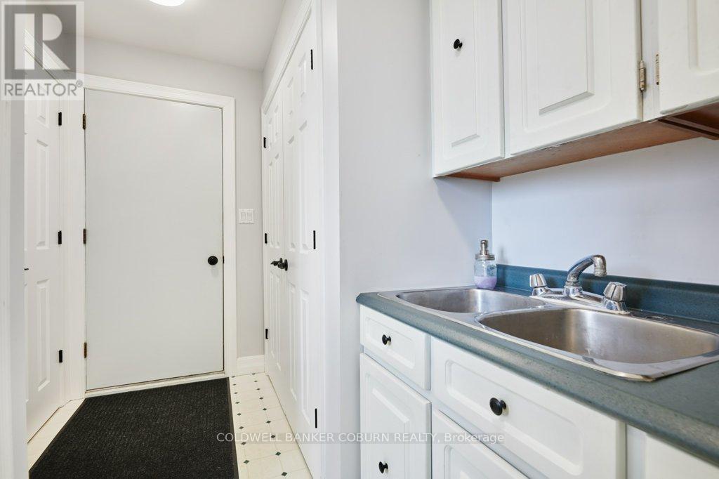 11391 Lakeshore Drive, South Dundas, Ontario  K0E 1K0 - Photo 19 - X12078689