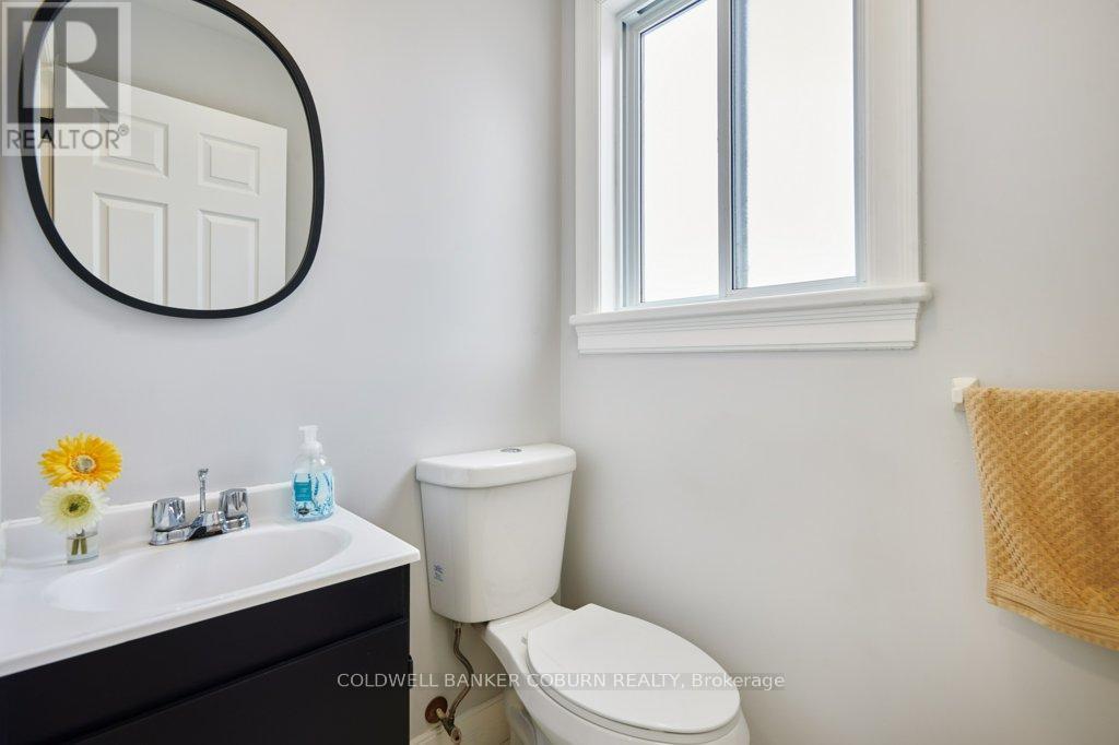 11391 Lakeshore Drive, South Dundas, Ontario  K0E 1K0 - Photo 20 - X12078689