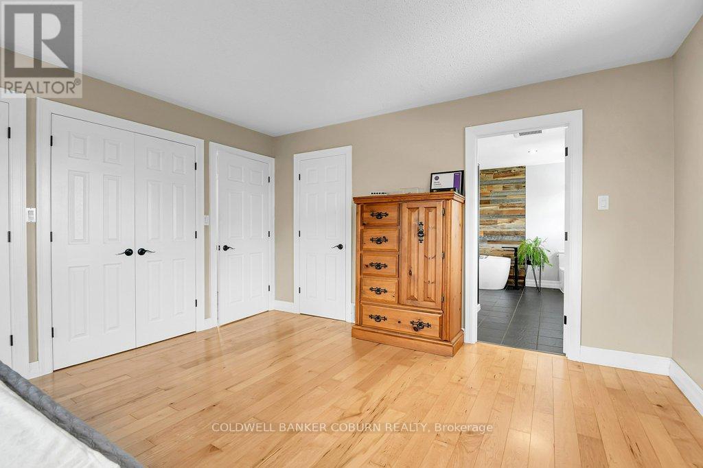 11391 Lakeshore Drive, South Dundas, Ontario  K0E 1K0 - Photo 24 - X12078689