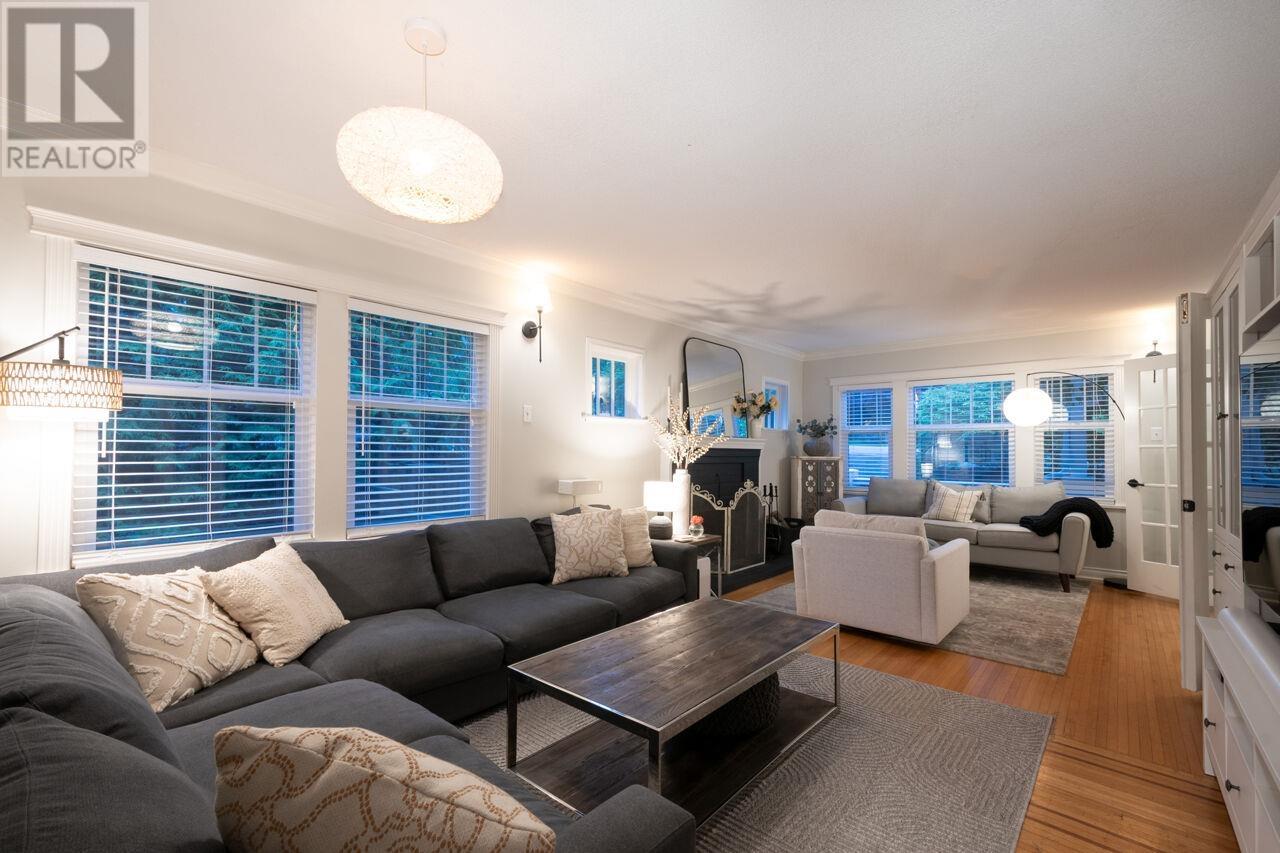 Property at 66 MAPLE COURT image 3