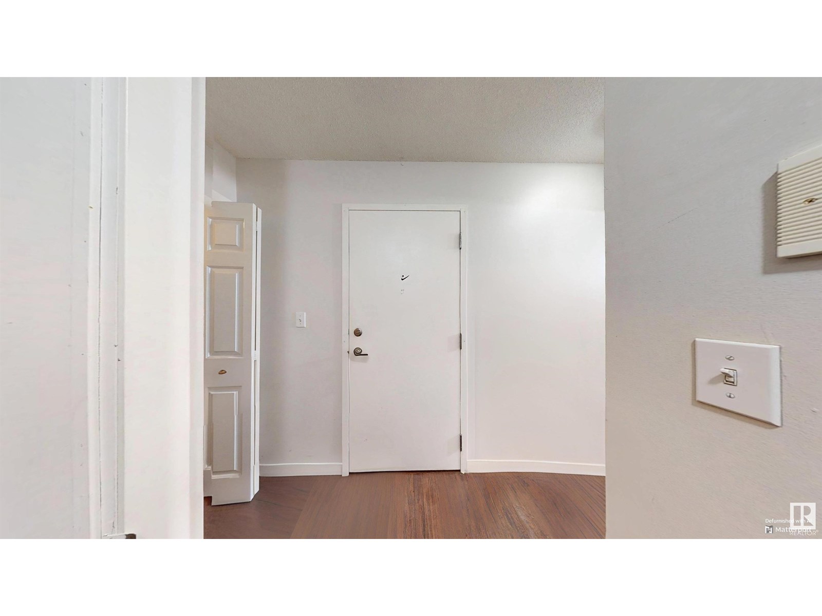 #207 10138 116 St Nw, Edmonton, Alberta  T5K 1V8 - Photo 3 - E4444128