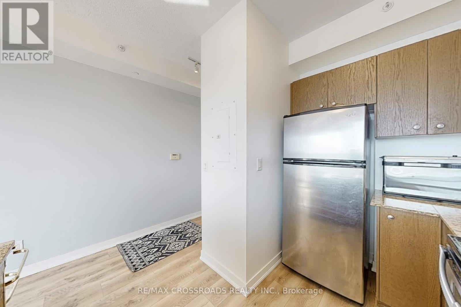 810 - 5101 Dundas Street W, Toronto, Ontario  M9A 1C1 - Photo 14 - W12243392
