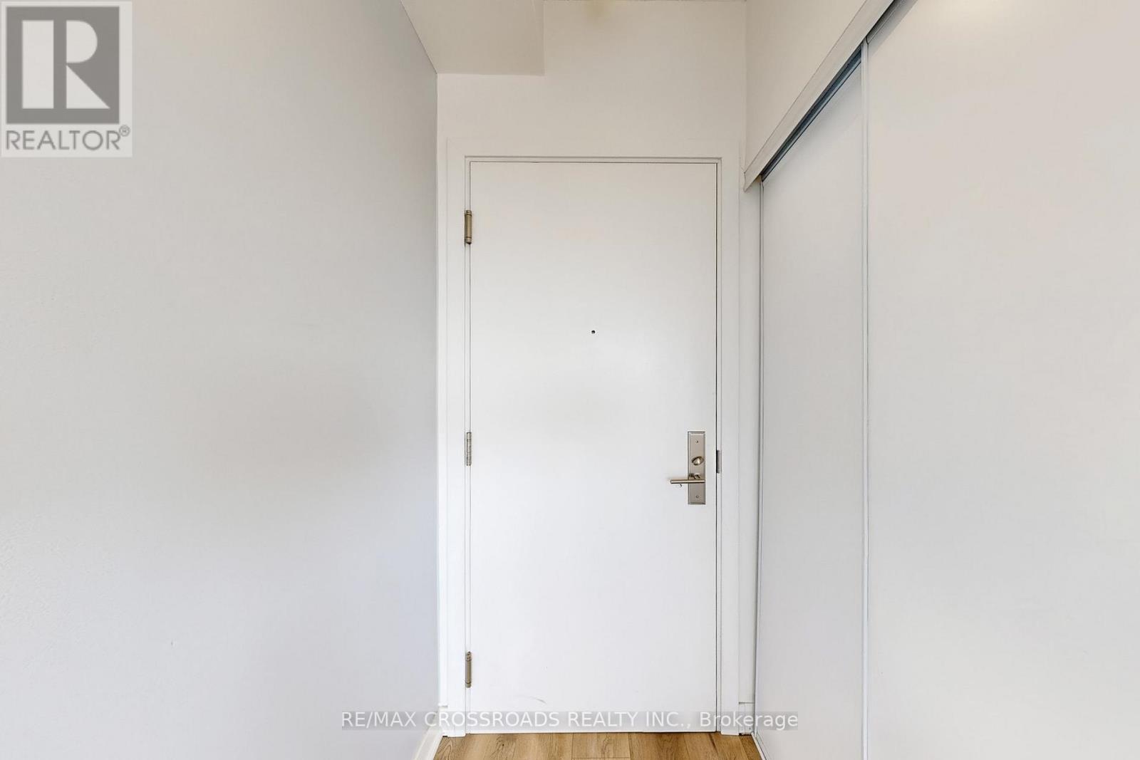810 - 5101 Dundas Street W, Toronto, Ontario  M9A 1C1 - Photo 23 - W12243392