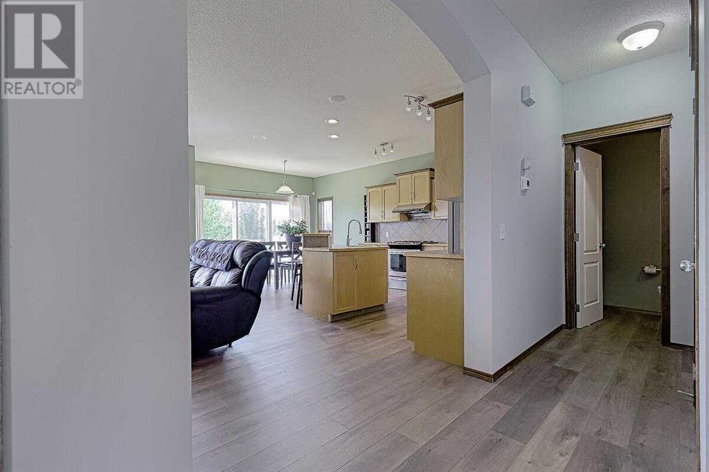 Property at 114 Tuscany Vista Point NW image 3
