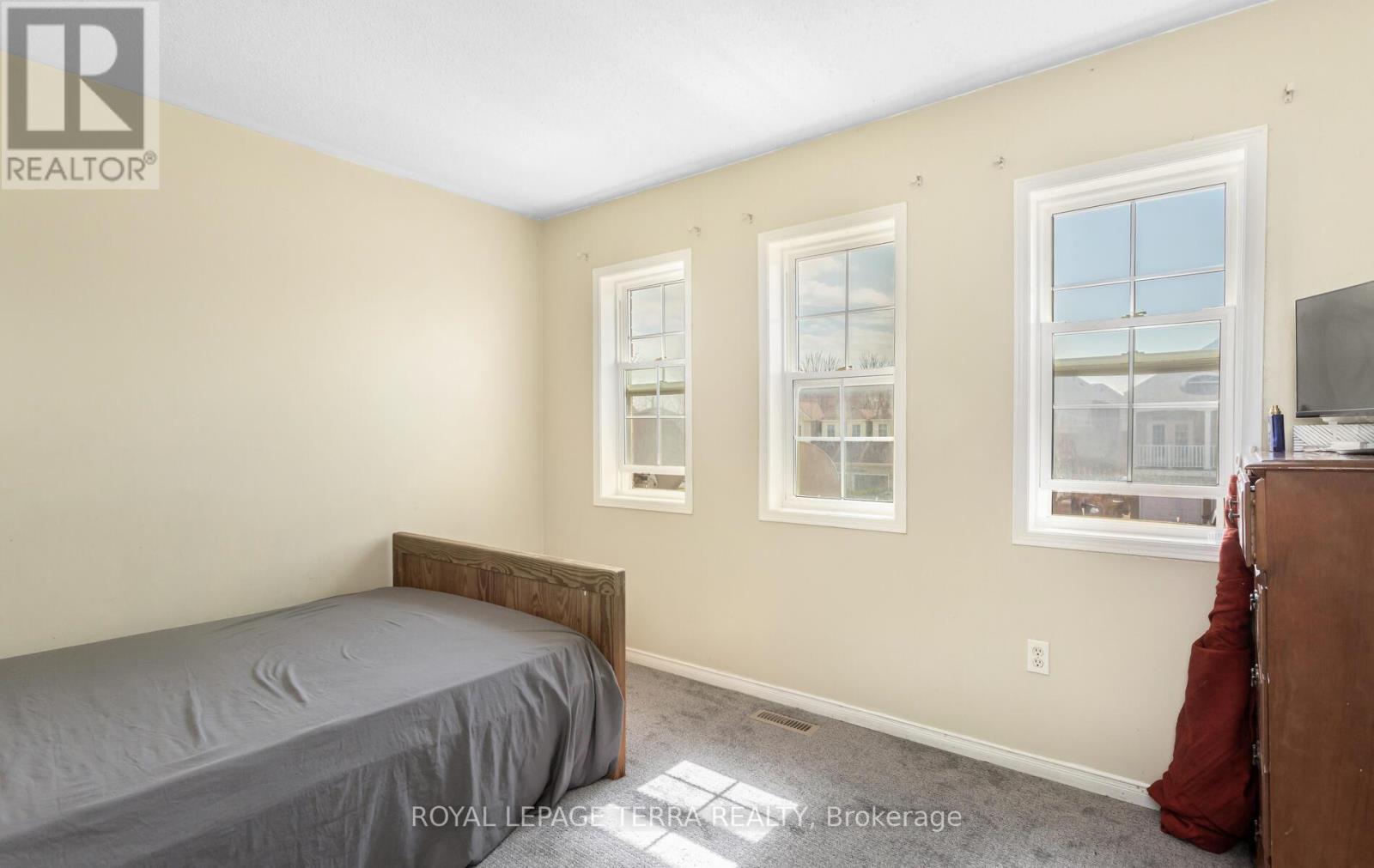 355 Edenbrook Hill Drive, Brampton, Ontario  L7A 2N4 - Photo 32 - W12243416