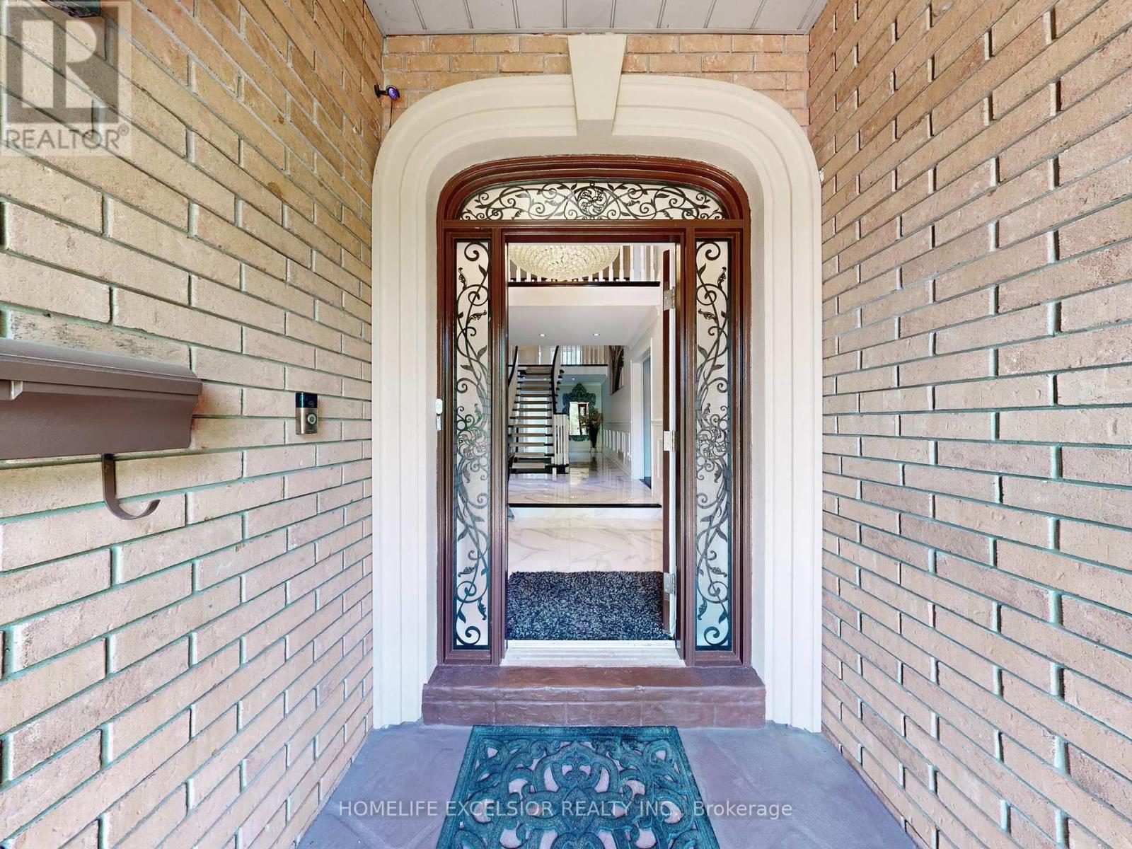 Property at 66 WOODSTONE AVENUE image 3