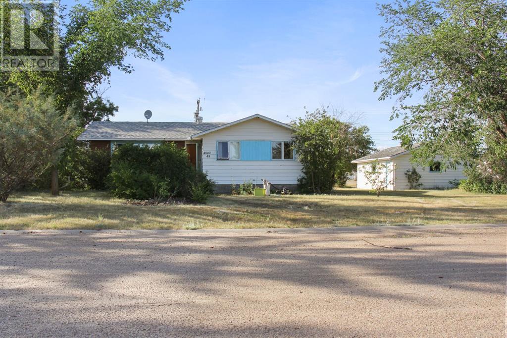 4840 48 Street, Hardisty, Alberta  T0B 1V0 - Photo 1 - A2155262