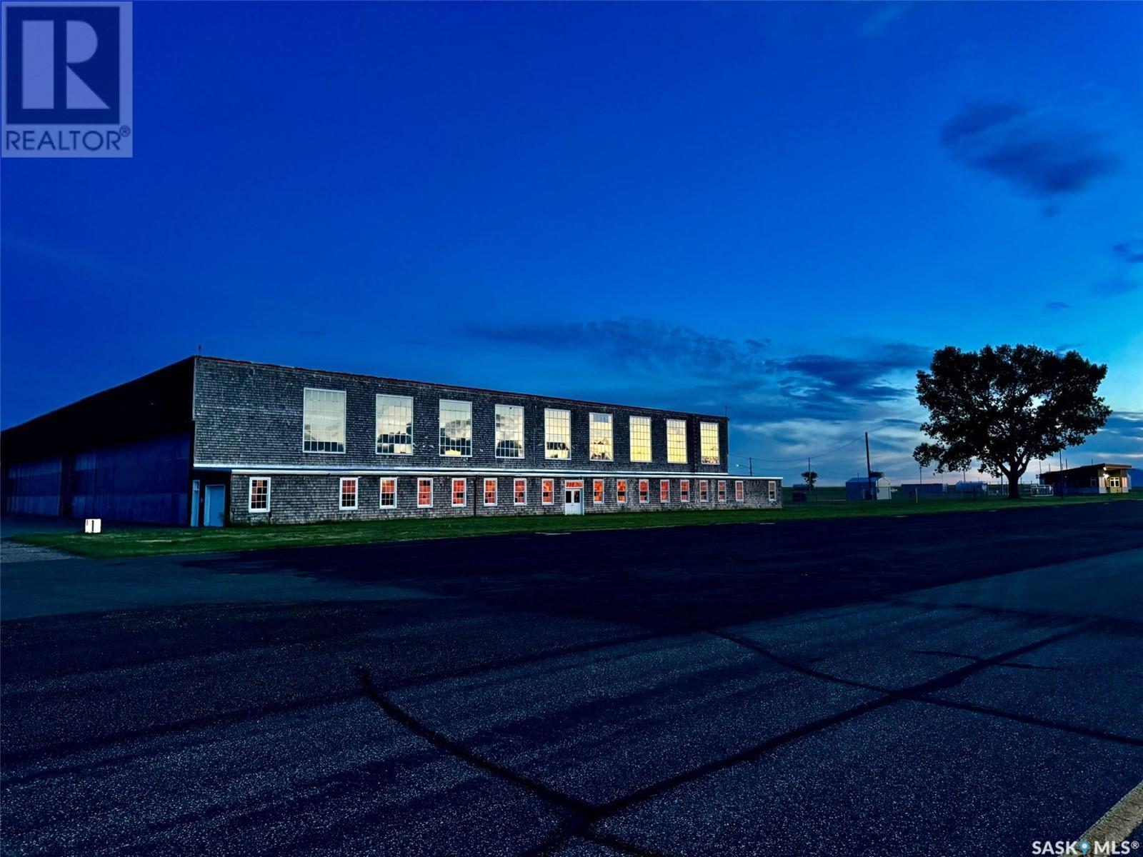Hanger #2, Swift Current Rm No. 137, Saskatchewan  S9H 3W1 - Photo 8 - SK010158