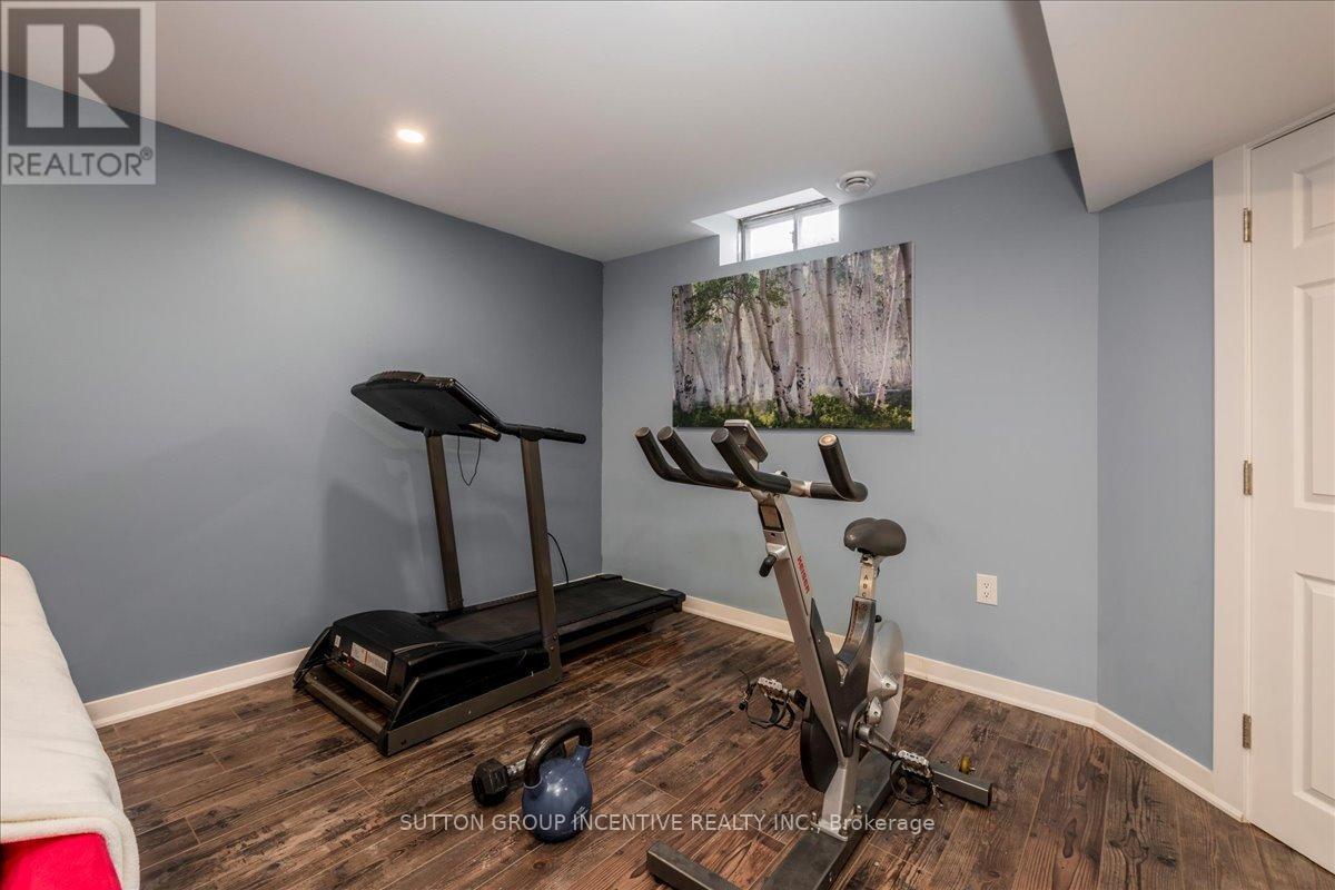 392 Big Bay Point Road, Barrie, Ontario  L4N 8A2 - Photo 17 - S12243468