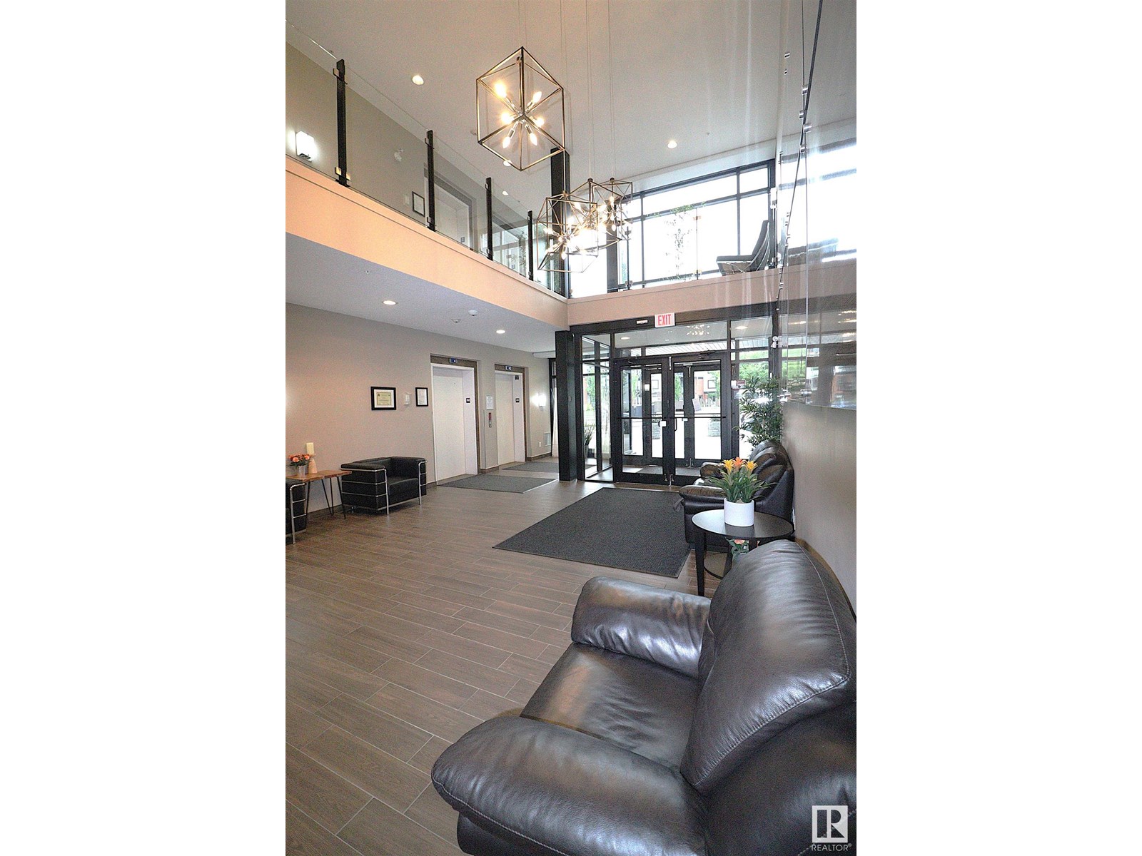 Property at #110 1144 ADAMSON DR SW image 5