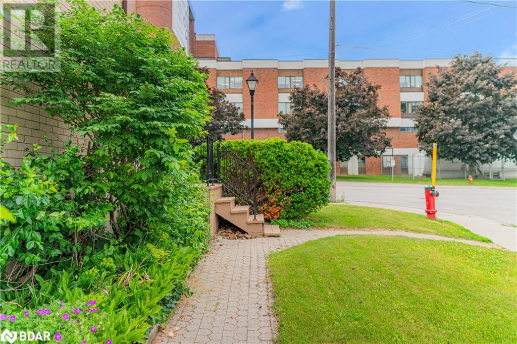 153 Colborne Street W, Orillia, Ontario  L3V 2Z4 - Photo 10 - 40727333