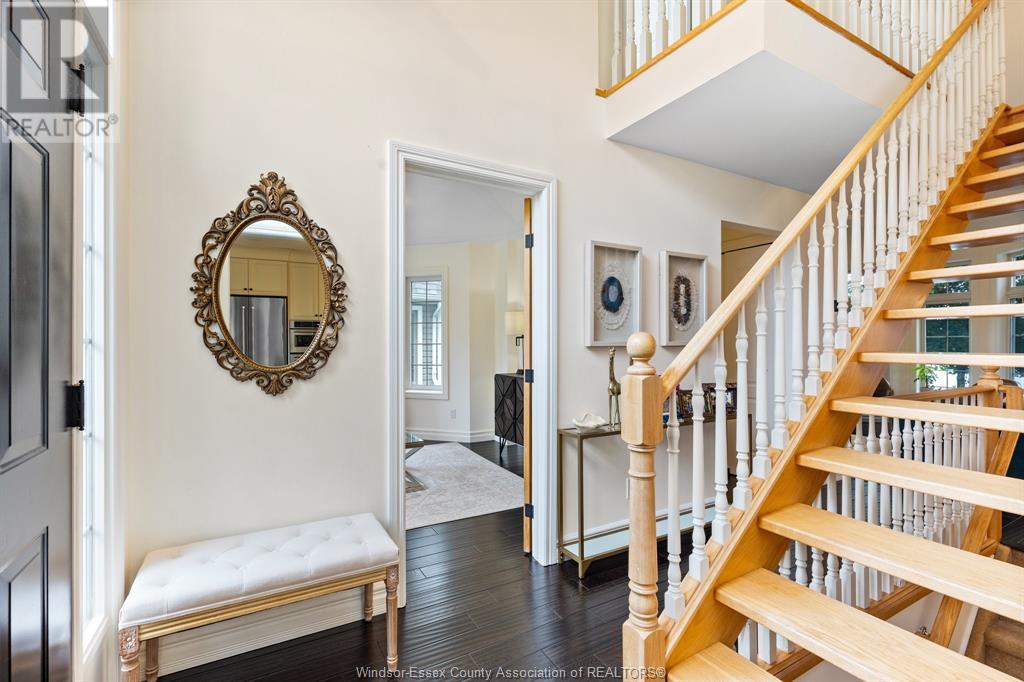 Property at 208 CRYSTAL BAY DRIVE image 4