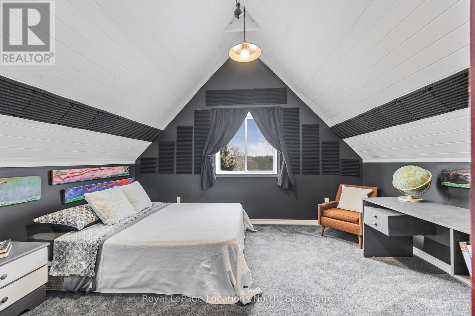 148 Marsh Street, Blue Mountains, Ontario  N0H 1J0 - Photo 22 - X12231336