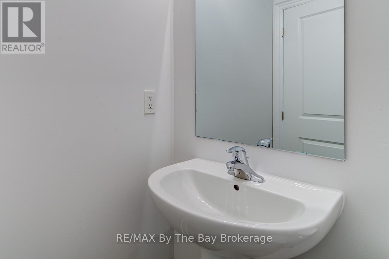 3 Misty Ridge Road, Wasaga Beach, Ontario  L9Z 0R8 - Photo 26 - S12239913