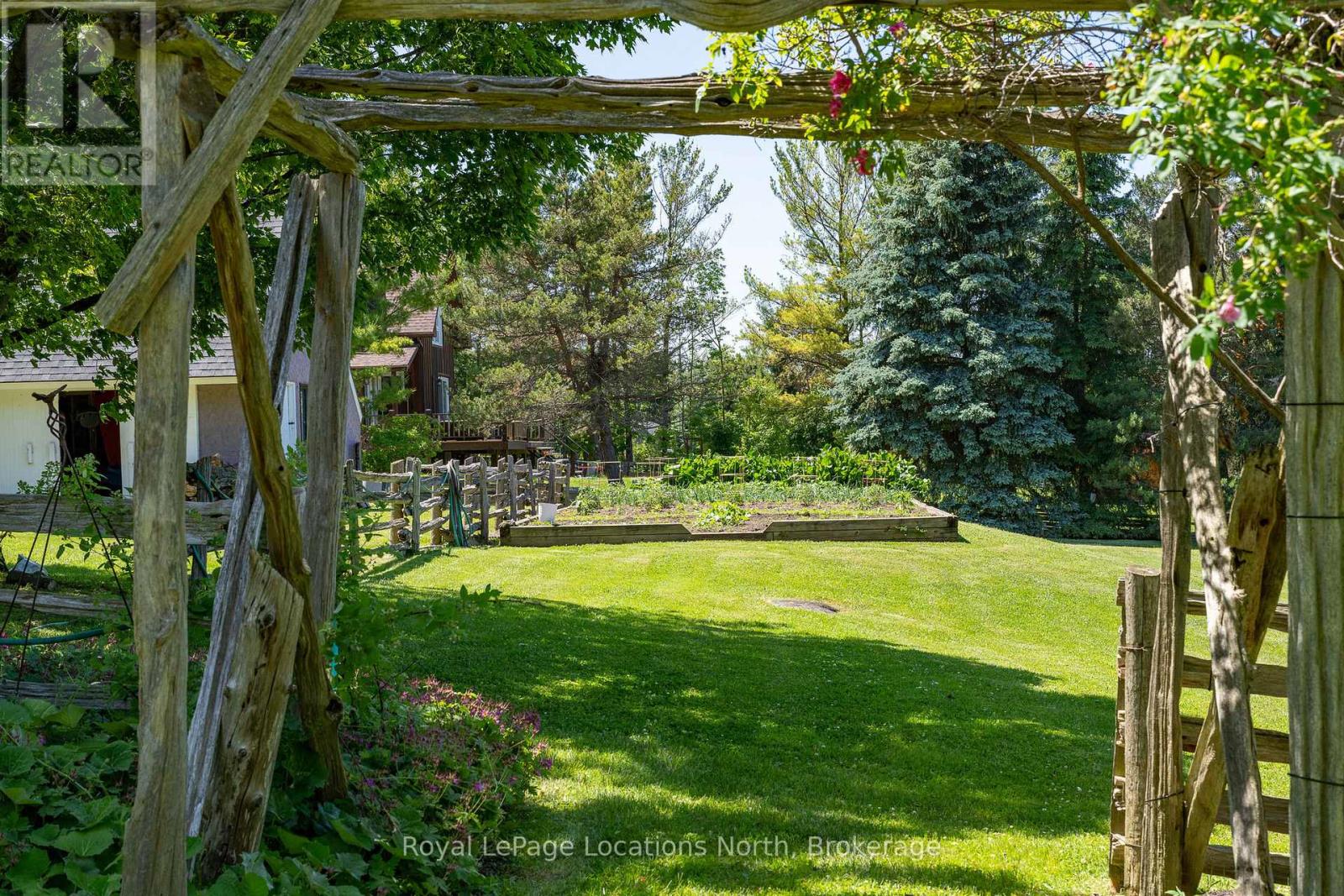 208703 Highway 26 Highway, Blue Mountains, Ontario  N0H 1J0 - Photo 38 - X12243515
