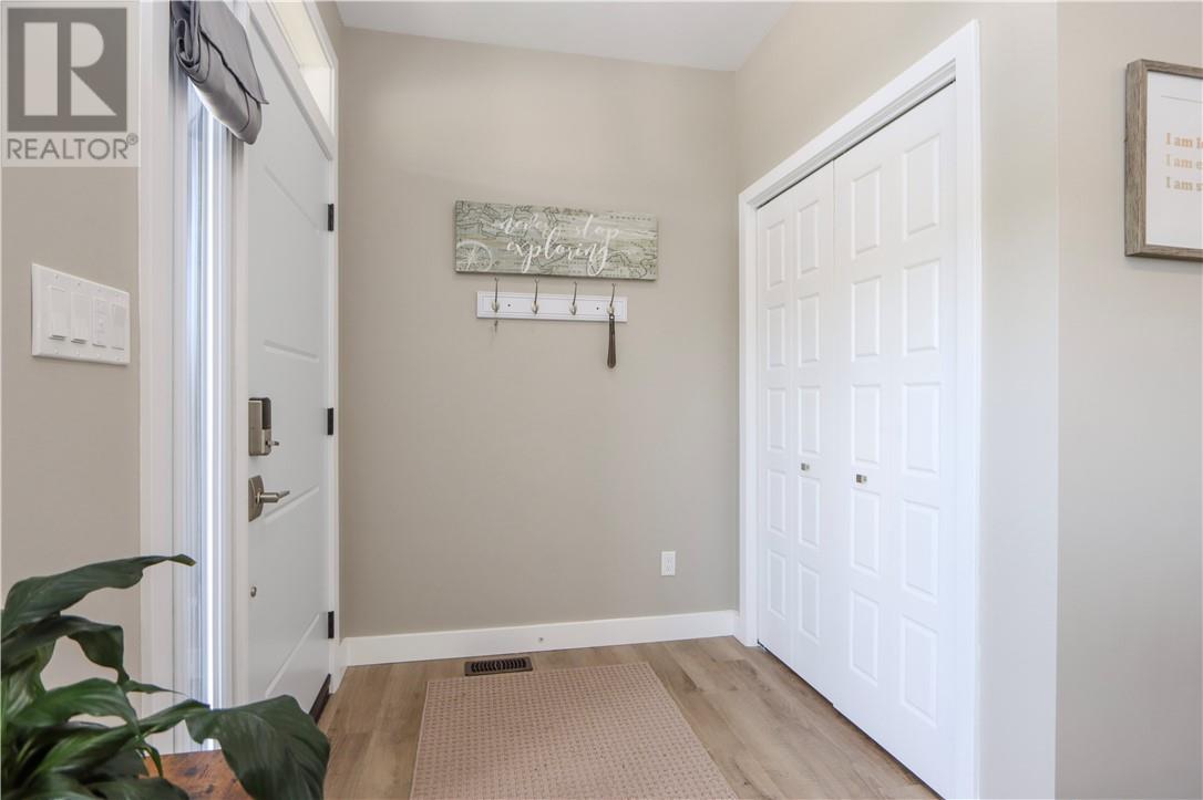 54 Oak Street, Capreol, Ontario  P0M 1H0 - Photo 4 - 2123141