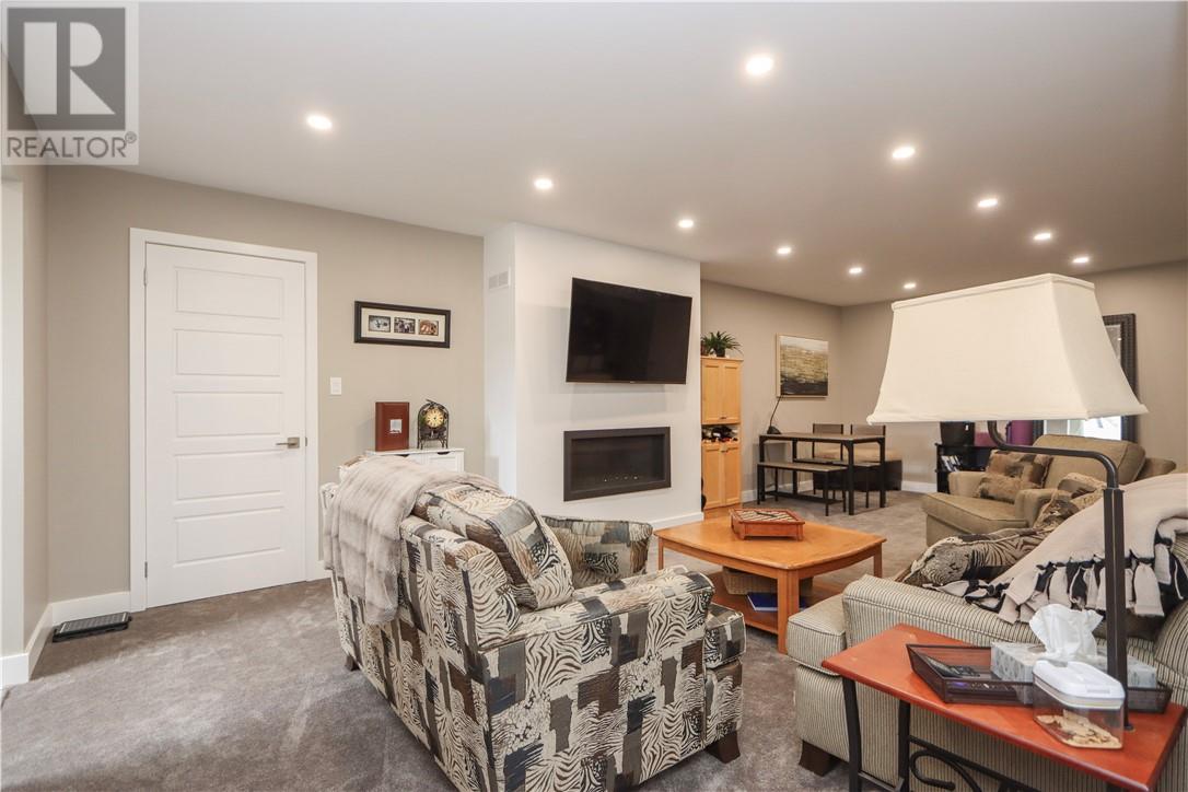 54 Oak Street, Capreol, Ontario  P0M 1H0 - Photo 42 - 2123141