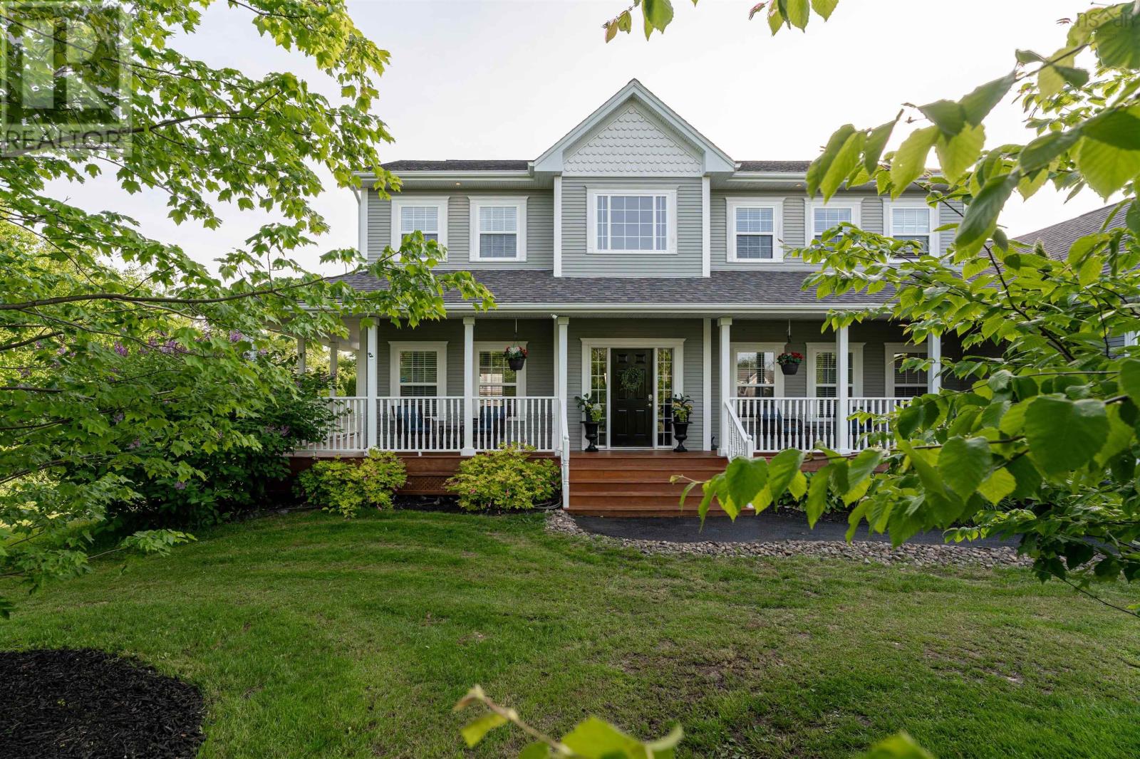 Property at 75 Wessex Hill image 1