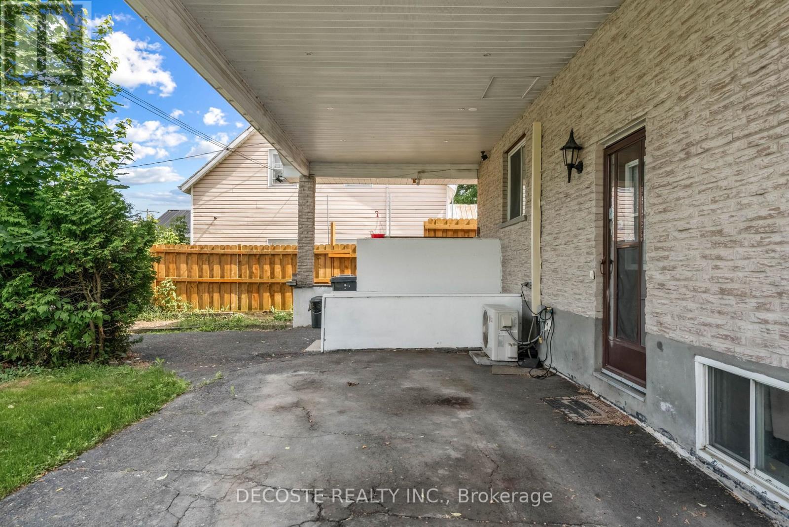 114 St George Street W, North Glengarry, Ontario  K0C 1A0 - Photo 38 - X12243507