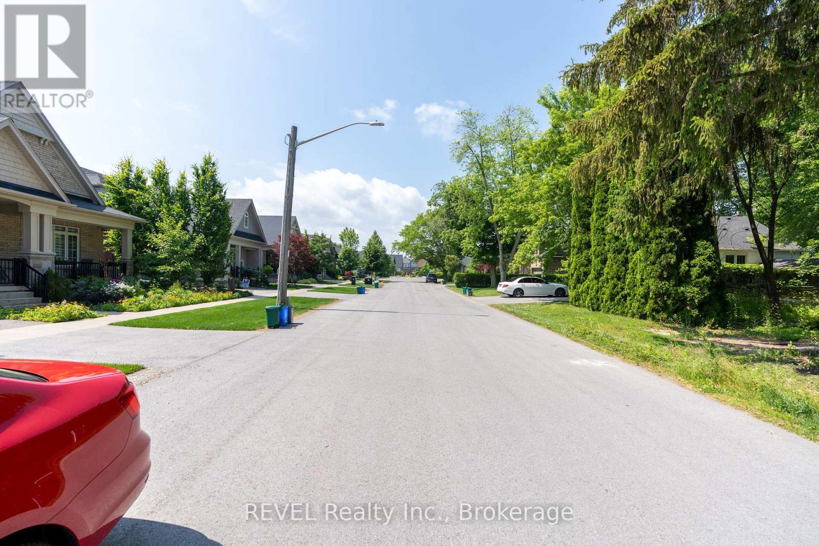 517 1/2 Gate Street, Niagara-On-The-Lake, Ontario  L0S 1J0 - Photo 15 - X12243521
