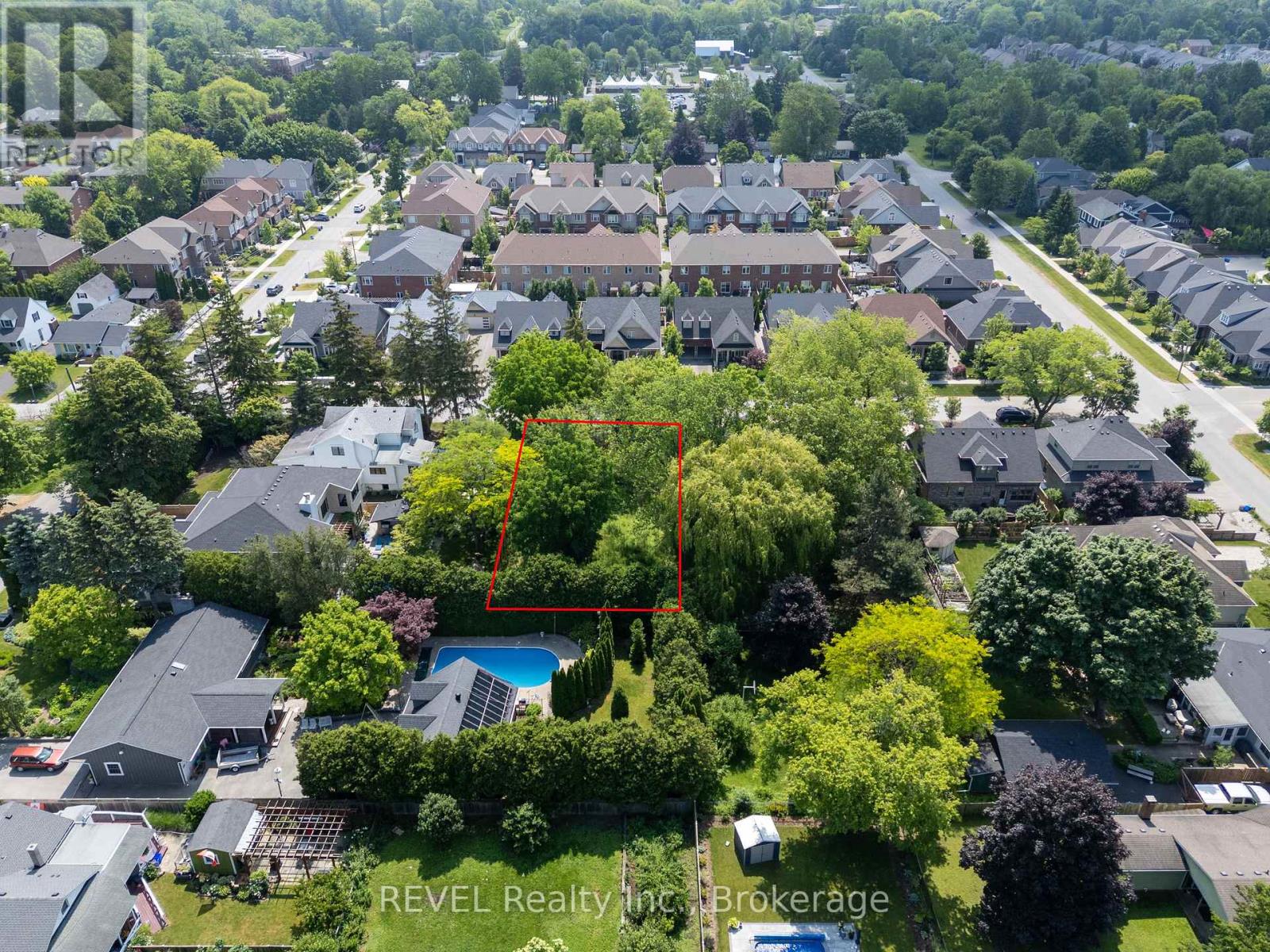 517 Gate Street, Niagara-On-The-Lake (Town), Ontario  L0S 1J0 - Photo 5 - X12243523